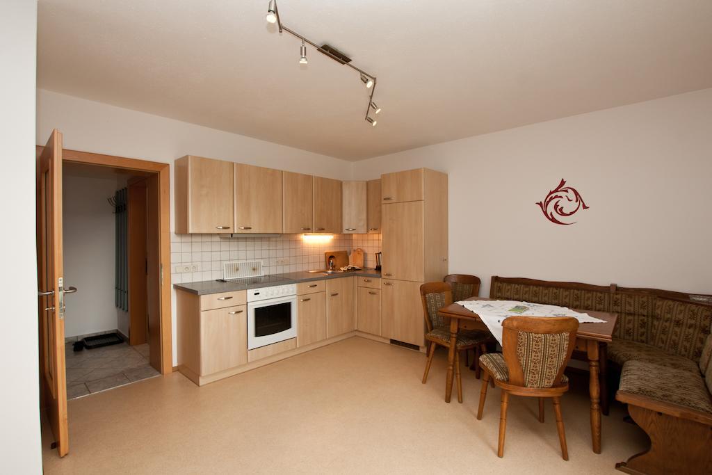 Appartment Laerchenalm 상트마틴암테넨게비르게 객실 사진